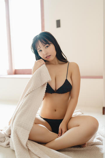 烛台背后